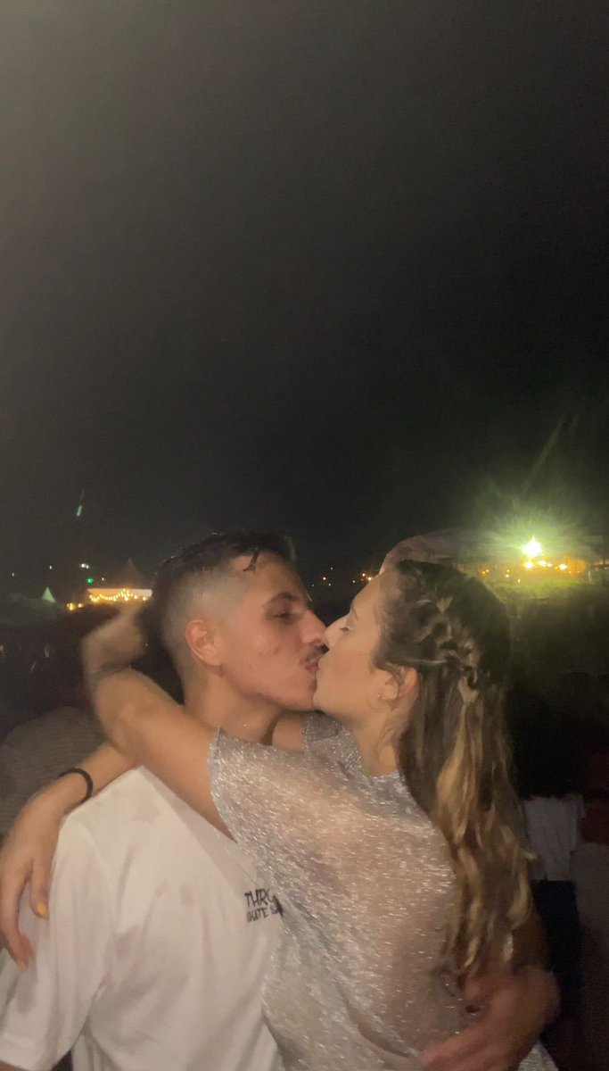 Rohhhm's tweet photo. Eu vou casar com ele❤️ https://t.co/xVGNaifsJY