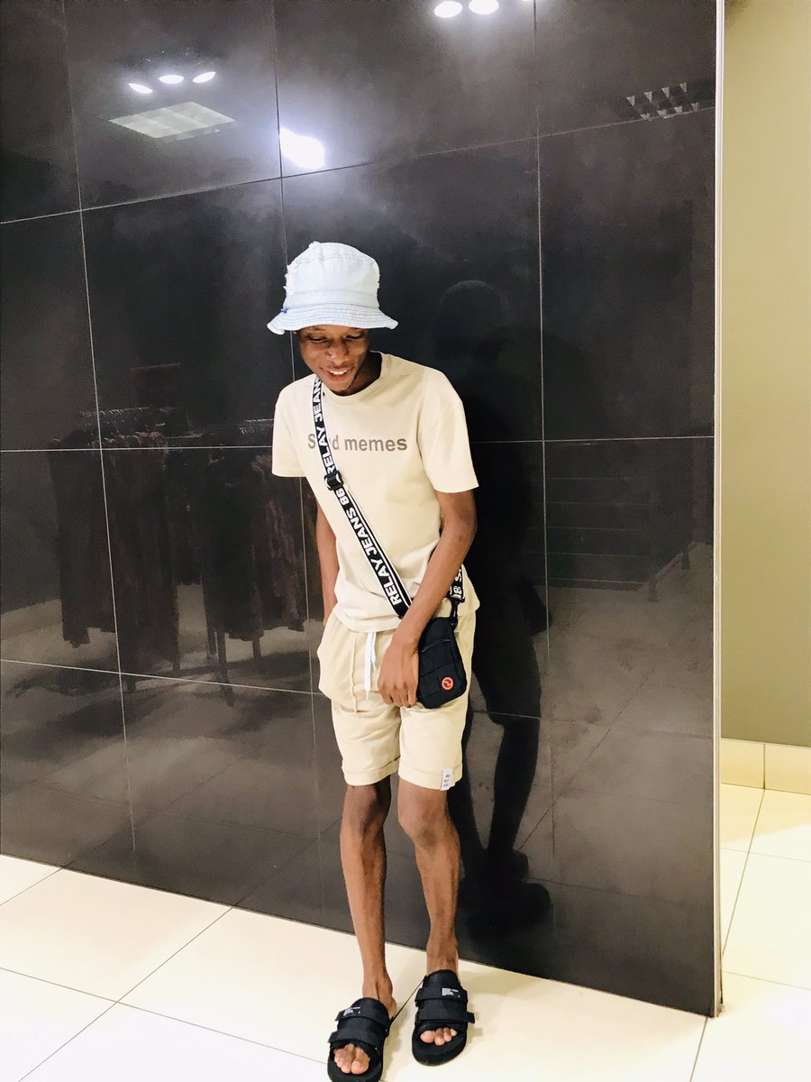 liferavele's tweet photo. A Baby boy 👦🏾 https://t.co/6q8YxOHmzW