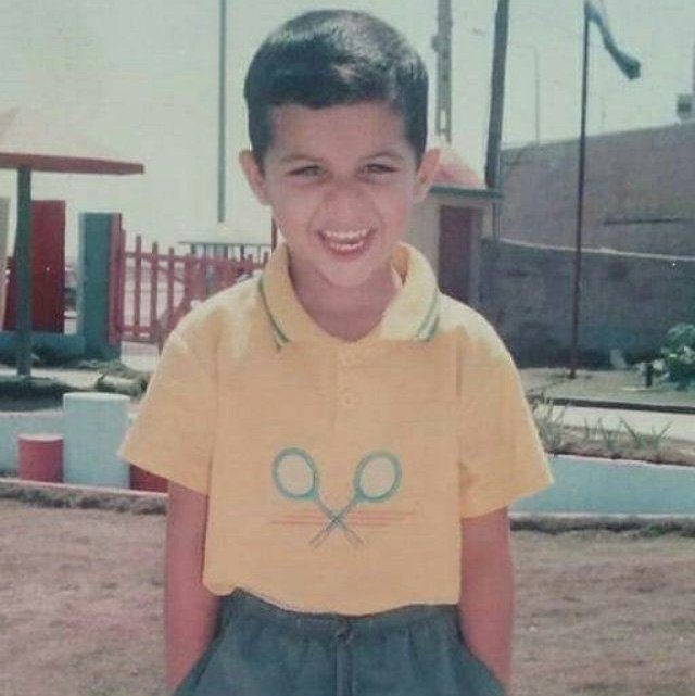 vlhslt28's tweet photo. feliz aniversário pra pessoa mais incrível do mundo, q mim faz sorri nos momentos mais difíceis, a pessoa q consegue melhorar o dia de qualquer pessoa q tem o jeitinho de criança, brincalhão, alegre, te amo pra sempre @ErickBrianColon
#Ericks21 #HappyBdayErick https://t.co/39V6TrVR9p