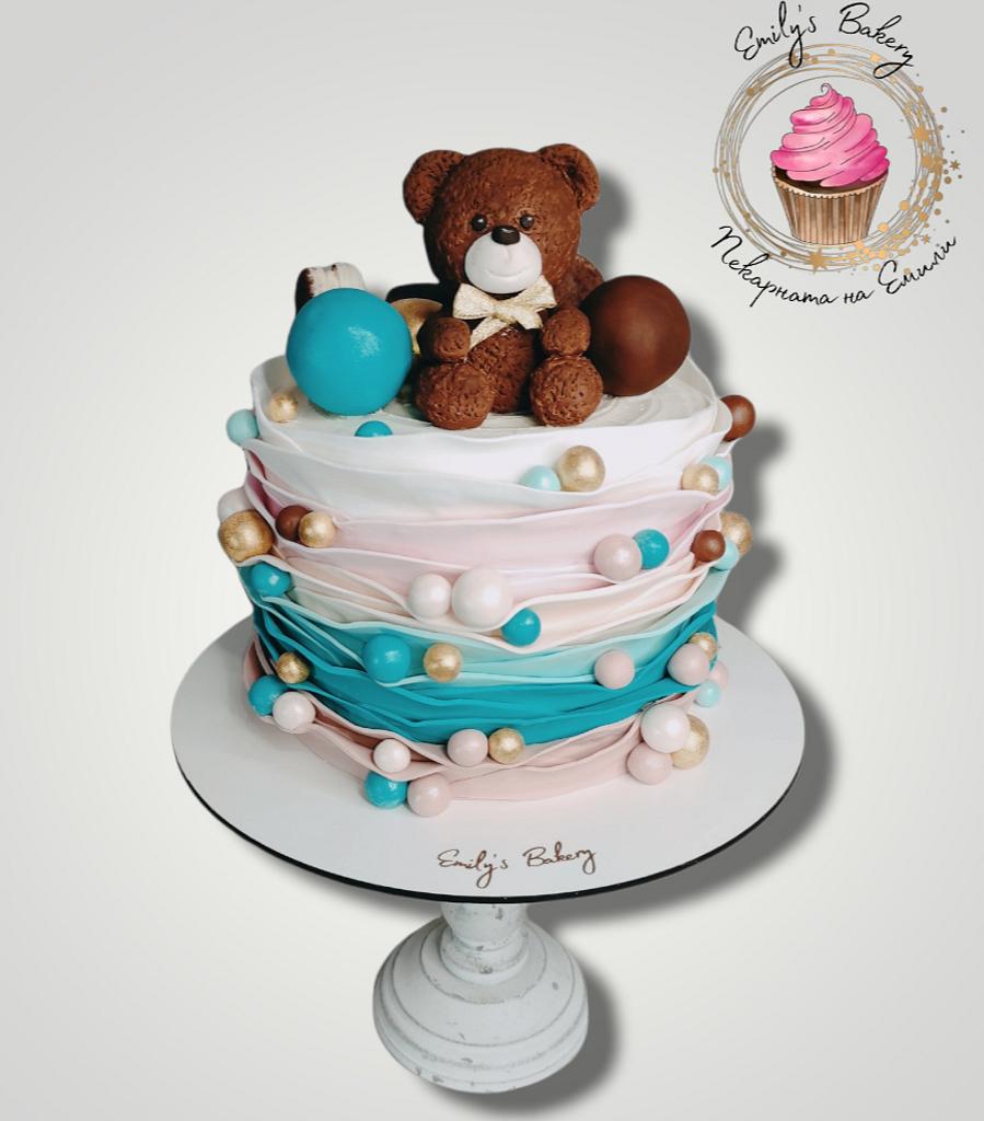 CakesDecor's tweet photo. Cute Bear for Victoria by Emily's Bakery
https://t.co/YMHGu1BIfN
#bearcake #ruffles #fondantfigures #fondantruffles #handmodelling #fondanttopper #teddybear https://t.co/d16UDbdkbt