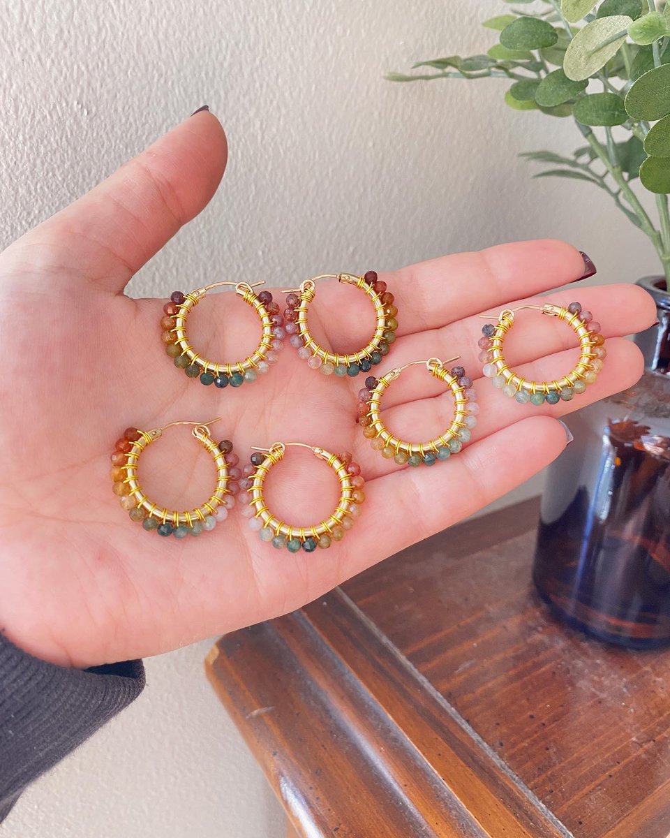 alexapaniccia_'s tweet photo. rainbow hoops galore🌈  

i have made 10 pairs of these babies i’m the last two days and i am SO proud of myself… customs are open, DM to claim! https://t.co/Sl9y47OAwX