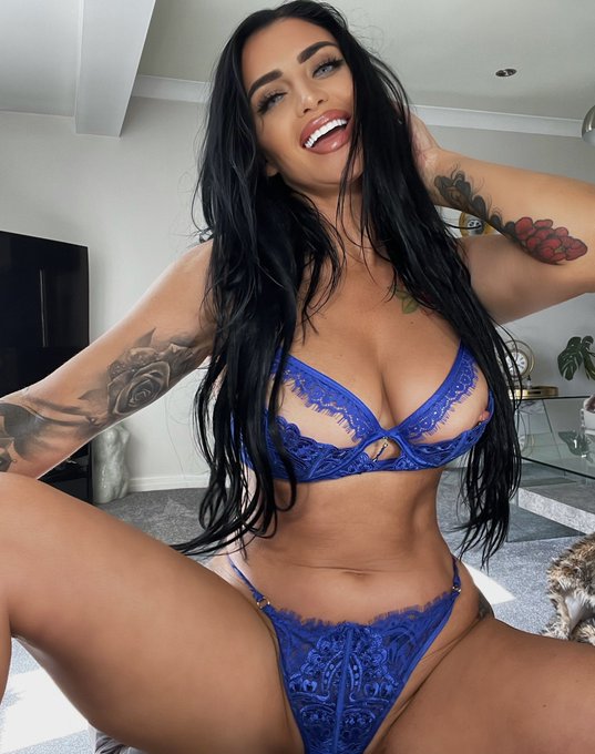 RT if you like my matching set https://t.co/vQdCLDKXmP
