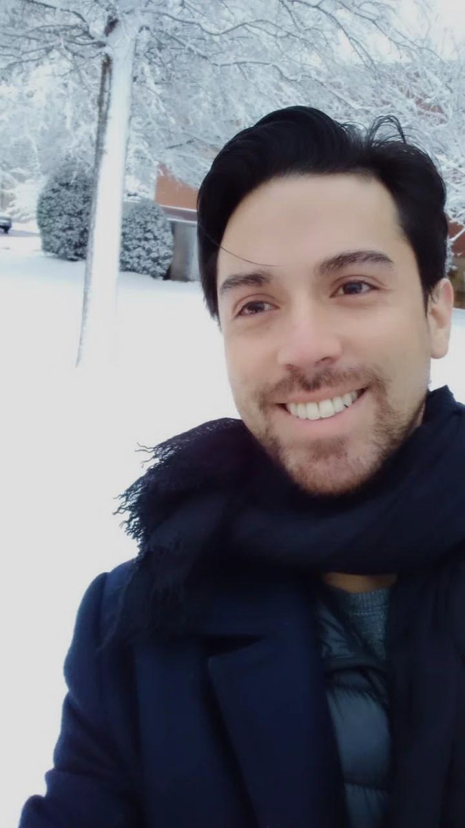 Rodri_cha's tweet photo. Amo la nieve!!! ❄️🌬️❄️🌬️ Lo único malo es como queda el carro... 🤔 #Livingintheus #Tennessee #Murfreesboro #SnowdropEp7 https://t.co/lSM5uw0cvq