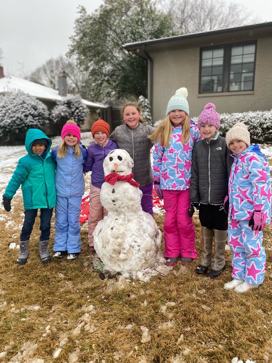 BlackJack3622's tweet photo. @spann The Vestavia Lake Neighborhood snow day goal was to get you to post this to your social media pages. What do ya say? https://t.co/57qbU0kg1K