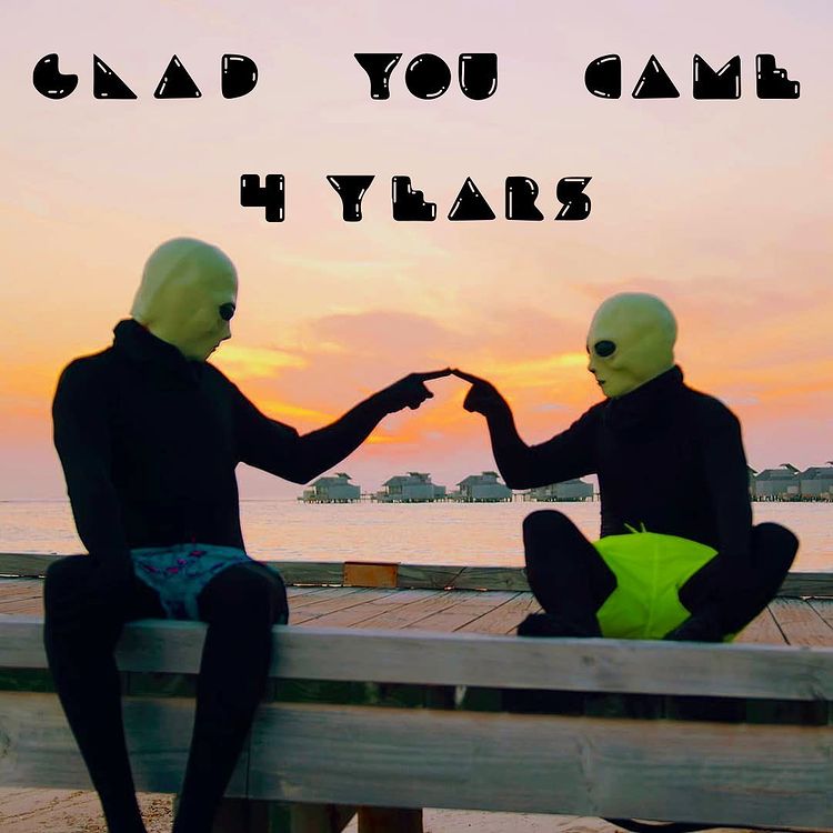 area21unity's tweet image. today it’s exactly 4 years since the release of ‘Glad You Came’. Let’s remind this ageless single with this anniversary together! 👽 ▵²¹