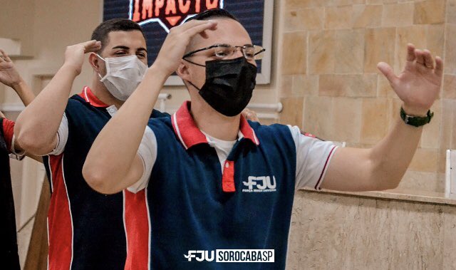 FJUSorocabaSP's tweet photo. Neste final de semana  aprendemos como se vencer uma das maiores batalhas que enfrentamos no dia a dia. Aí você deve estar se perguntando “Diante de tantas que enfrentamos qual é a maior?” É a batalha do EU. https://t.co/b8ht9hGYD5