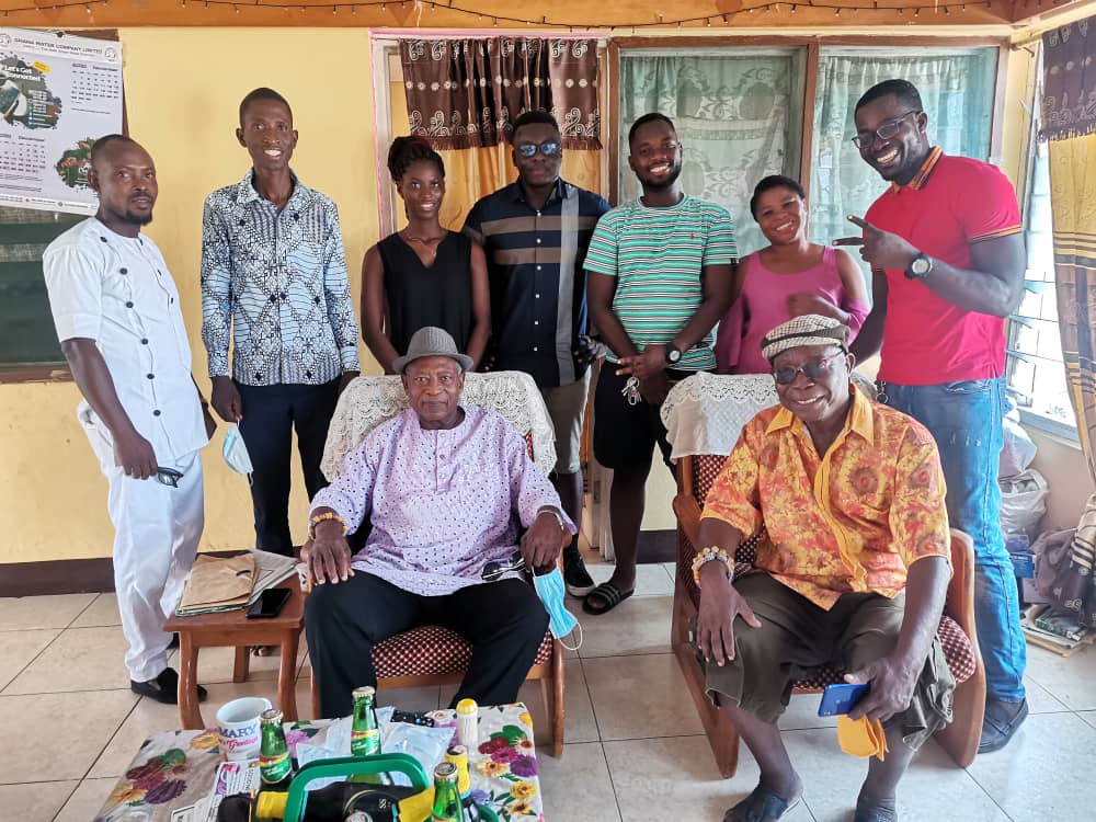 DREAMLINESOLUT1's tweet photo. On the 1st of January, 2022, the Dreamline Solutions team made a trip to Abutiakope, one of the communities in Keta and among those that suffered the effects of the district ions caused by the Tidal waves.
Our trip was to donate essential items including Clothing and foot wears. https://t.co/NsoAwpffRl