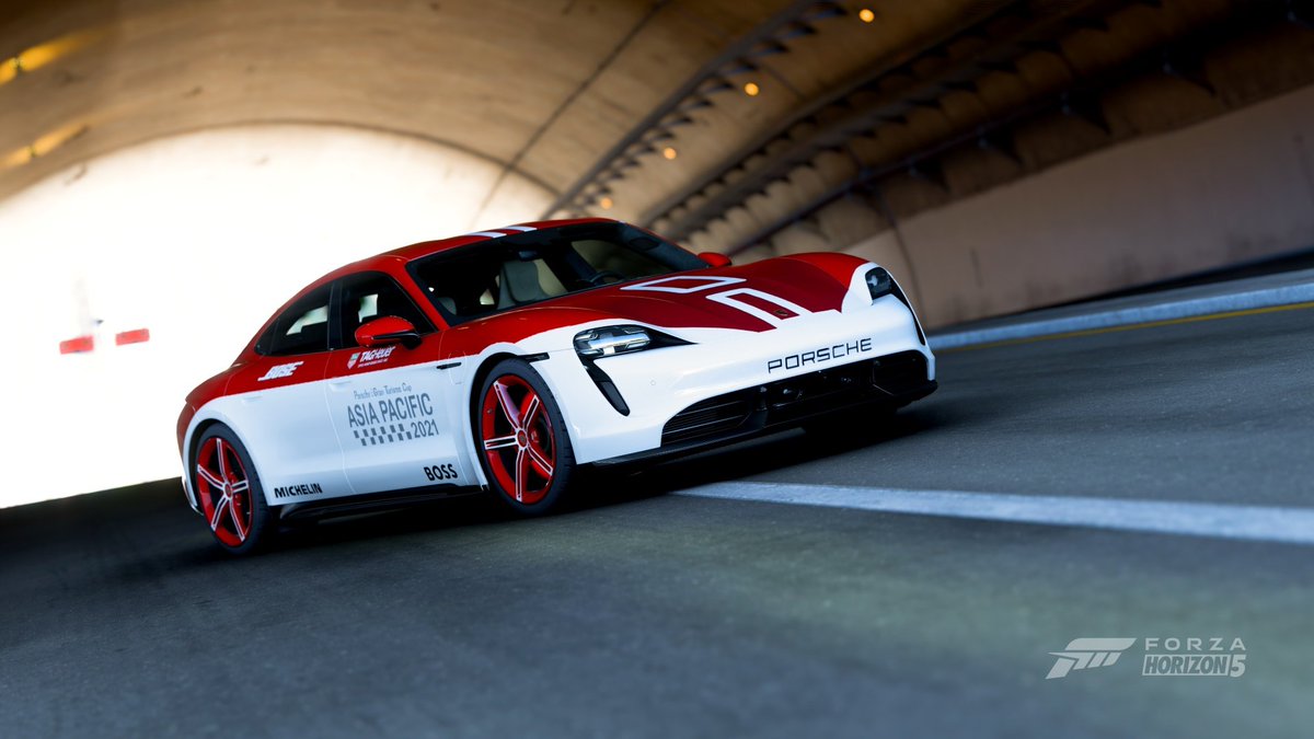 458Graphix's tweet photo. Porsche Taycan Livery Concept by 458Graphix for @PorscheJP

Manufacturer-esque, historic inspiration with a futuristic over tone.

#PorscheGranTurismoCup
#458Graphix https://t.co/DwgZl5xGda
