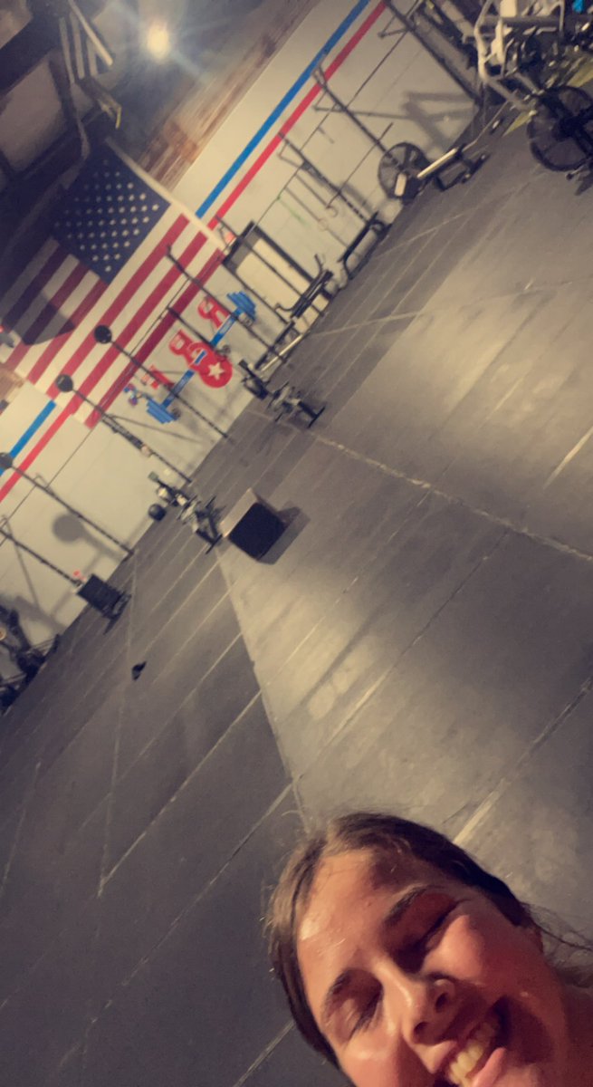 brook_jenkins15's tweet photo. started the day off with crossfit then to the field to hit some. rain or shine, freezing or heat… there’s always room to get better!!! #SeniorSeason #SomethingToProve #ManyMade https://t.co/fYcgViD4iT