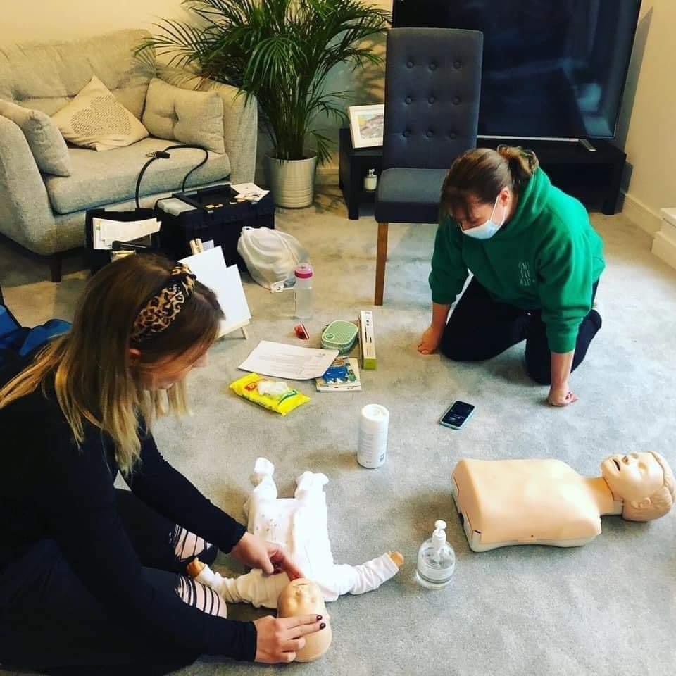 MiniFirstAidDH tweet picture
