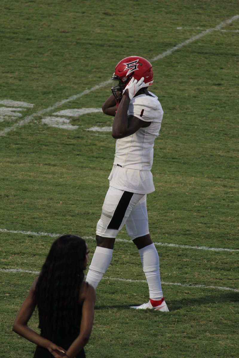 nate_watford's tweet photo. Officially cleared today! #unoisback
Time to grind! Camp season is fast approaching! @ari_watford #year2loading https://t.co/V2H9eXbMrP