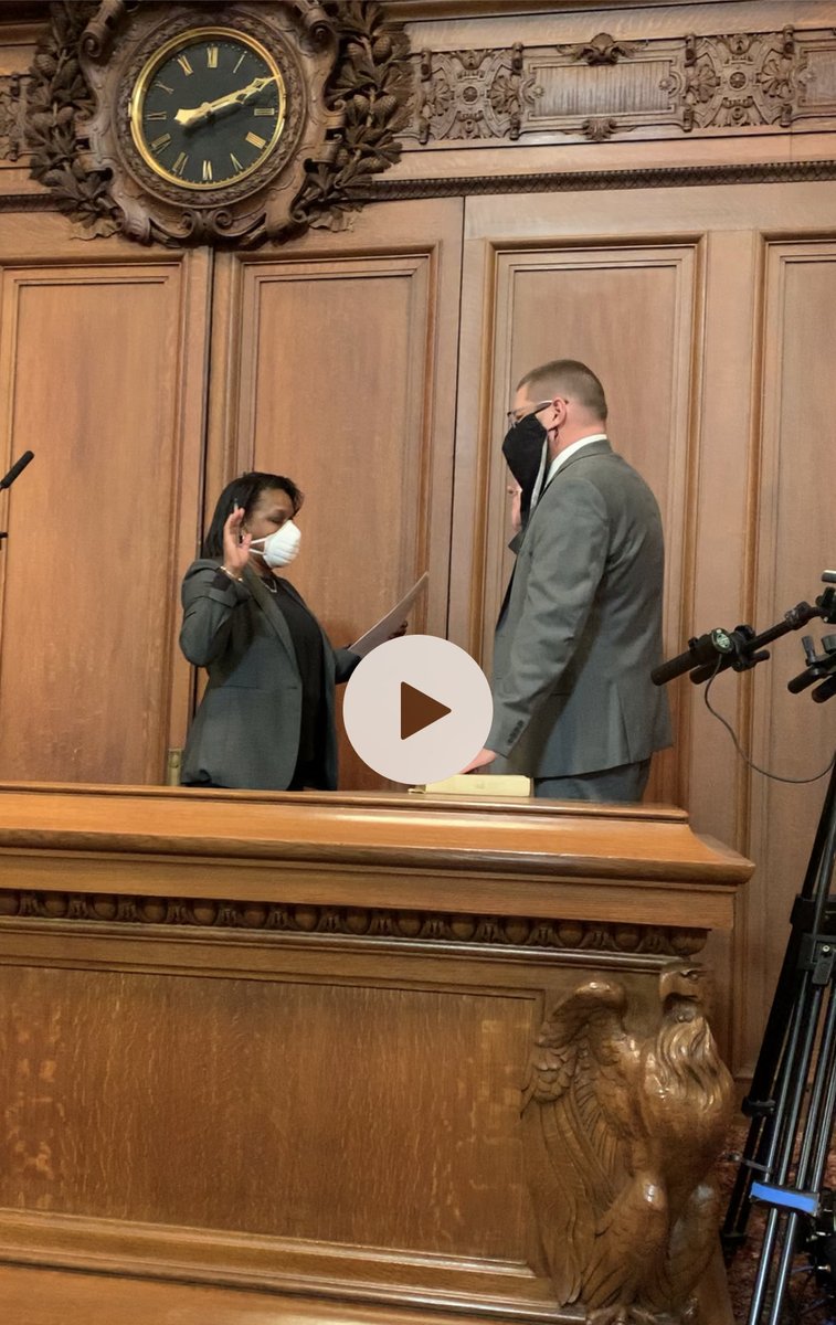 kazy_brian's tweet photo. Today I had the honor of being sworn into the 134th @CityofCleveland @CleCityCouncil by the Honorable @JudgeEarley. Thanks your Honor, the CLE and the residents of Ward 16. #servingwell #4more https://t.co/gUGpoLnP22