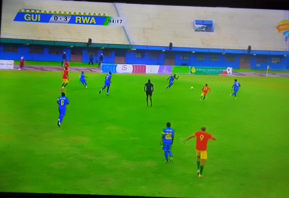 keviscalvin7's tweet photo. Nyuma y'amezi make #Gui idutsinze 
Tuyitsinze tutababarira so guys reka 
Dushimire @Mashavince #Thankyoucoach https://t.co/r1tPj20p7C