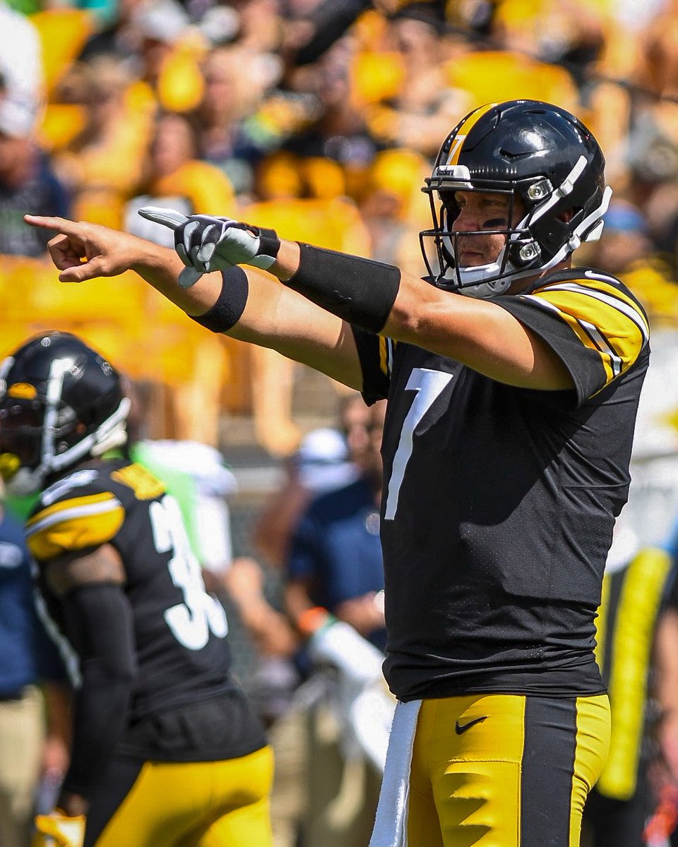 SeanGallagherxx's tweet photo. Goodluck tonight big bro!! Light that stadium up like the Fourth of July! @_BigBen7 https://t.co/OOp3WKzoMp