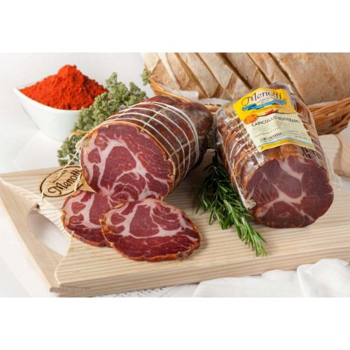 CosimoDina's tweet photo. #fattoinitalia "Capocollo di Calabria DOP" prodotto nel salumificio di Menotti in Colosimi (Cosenza). #capocollo #salume https://t.co/400uBnlQg3