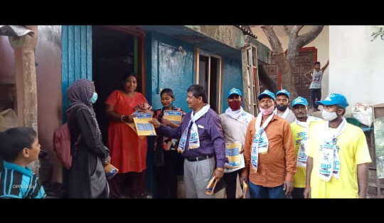 NonuNaik's tweet photo. Overwhelmed with the love and gesture shown by the people during the door-to-door campaign in Priol Assembly Constituency.

#EkChanceKejriwalak  

@ArvindKejriwal @AAPGoa https://t.co/upOtIEByhV