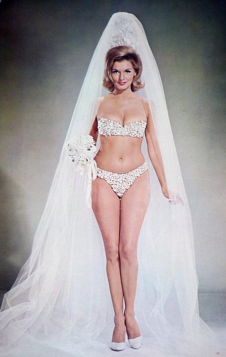 Nancy Kovack.