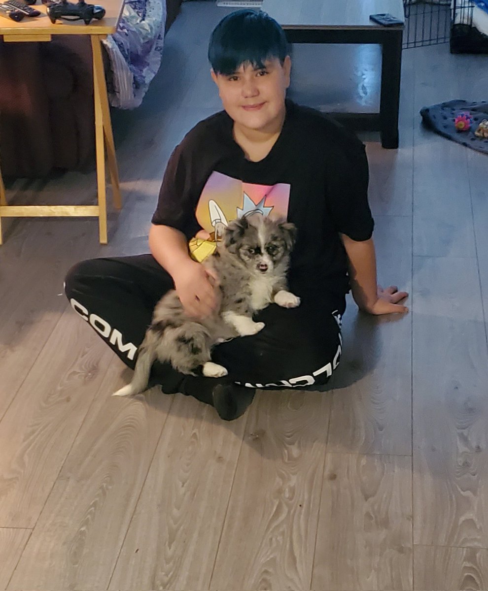 Carriere83's tweet photo. @Raiders our newest addition to the family, Raider. That's my daughter holding him. She's a big Raiders fan, and plays O Line ( 5'8 170 pounds😳) for a pee wee boys football team named the Raiders. https://t.co/NGn2EzgwRn