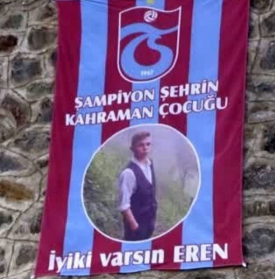 Eren Bülbül 'un gönül verdiği TRABZONSPOR' a Hoş Geldin
Edin Visca
EDİN VİSCA TRABZONSPOR'DA