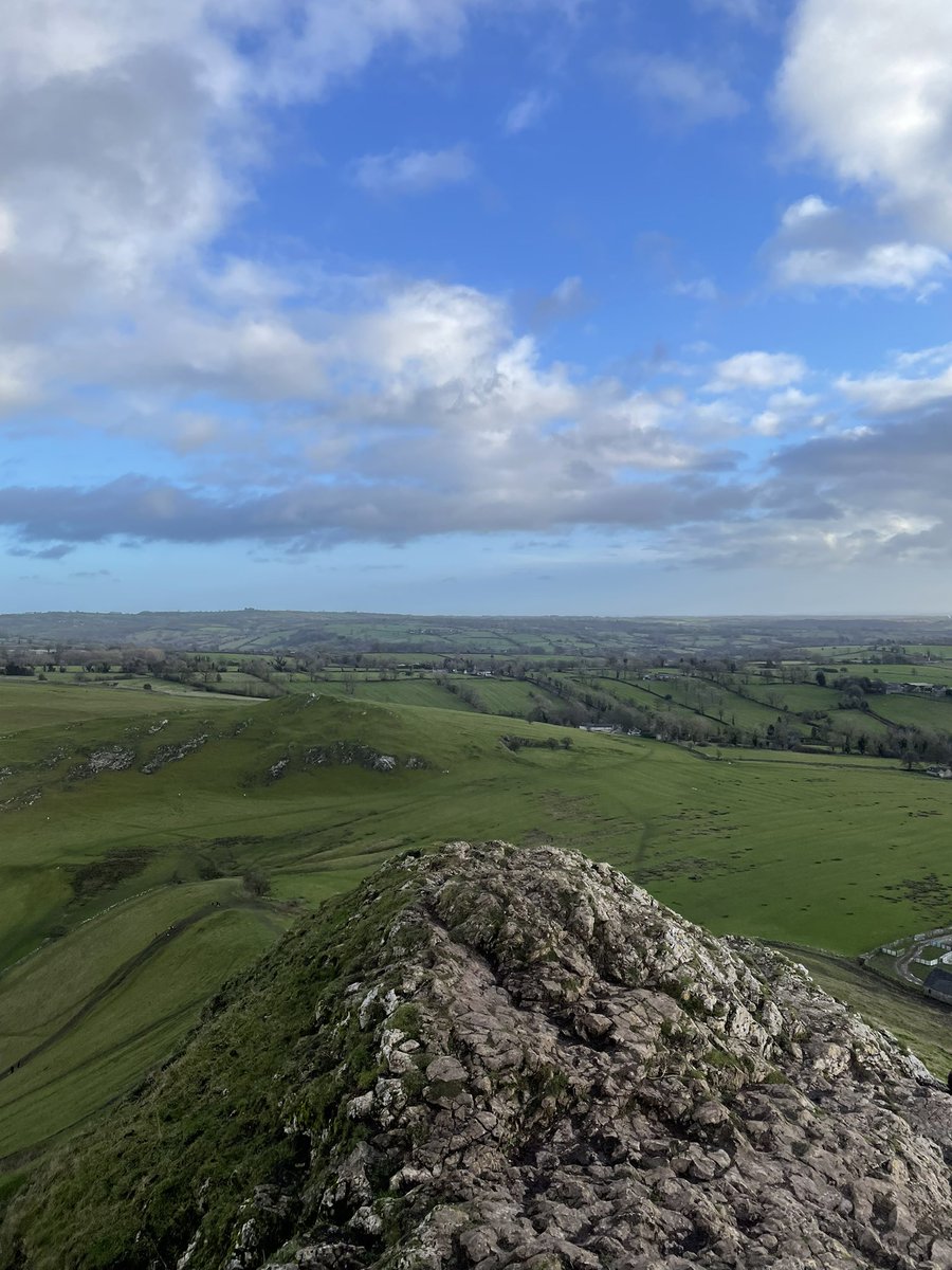 SheffieldWalks's tweet photo. New year, new walks!

Thorpe Cloud

📍53.051351, -1.769498 https://t.co/qqCcHZsty3