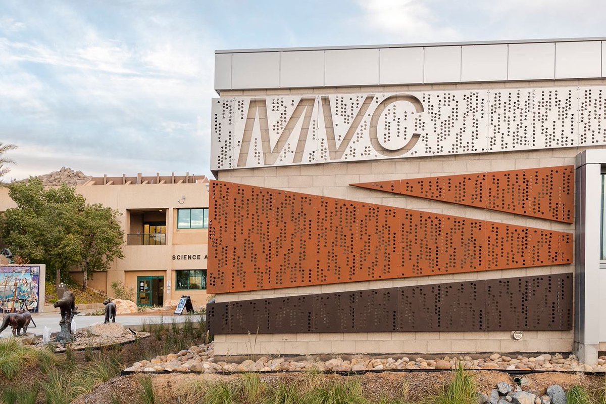 Bringing all the texture and dimension to Moreno Valley College's new Welcome Center with our Mariposa pattern. #pattern #design #architecture #education
