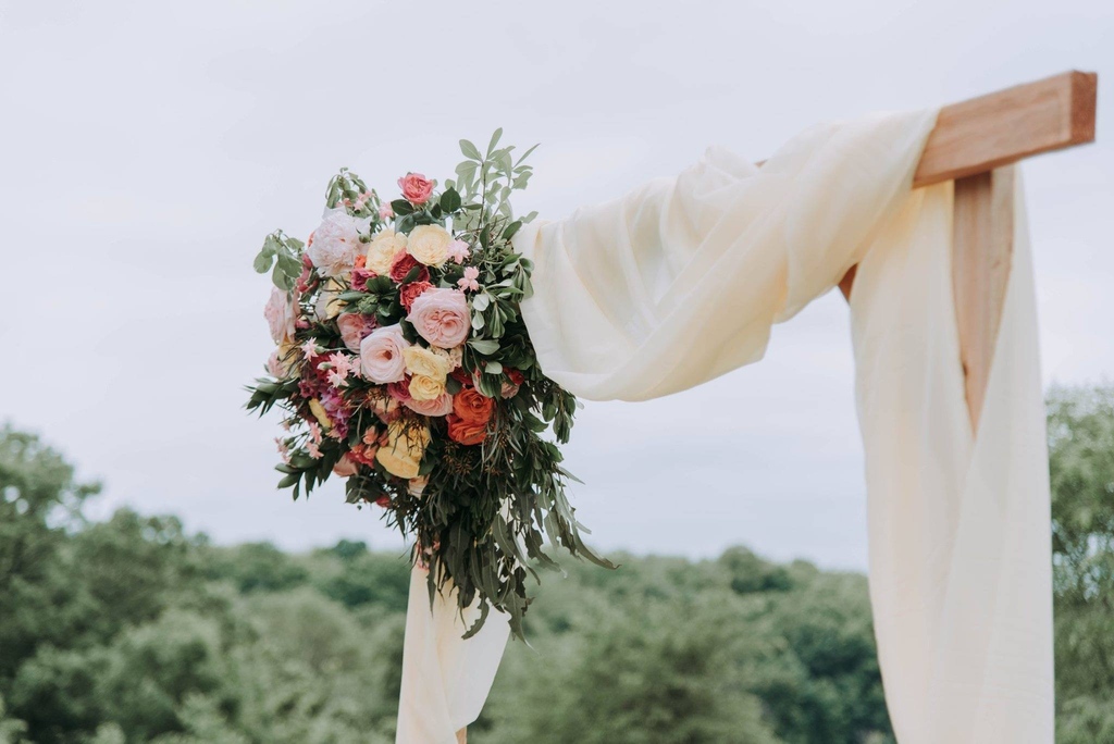 djbrock_steele's tweet photo. Isn't this #wedding ceremony altar 🌸 beautiful? After all, you should be surrounded by beautiful decor as you say "I do"!
In addition, you should have wonderful music 🎶 presented throughout your ceremony: https://t.co/4rlzyALbqd
.
.
.
.
.
#weddingceremony #djbrock #djsteele https://t.co/UbcNaXorOP