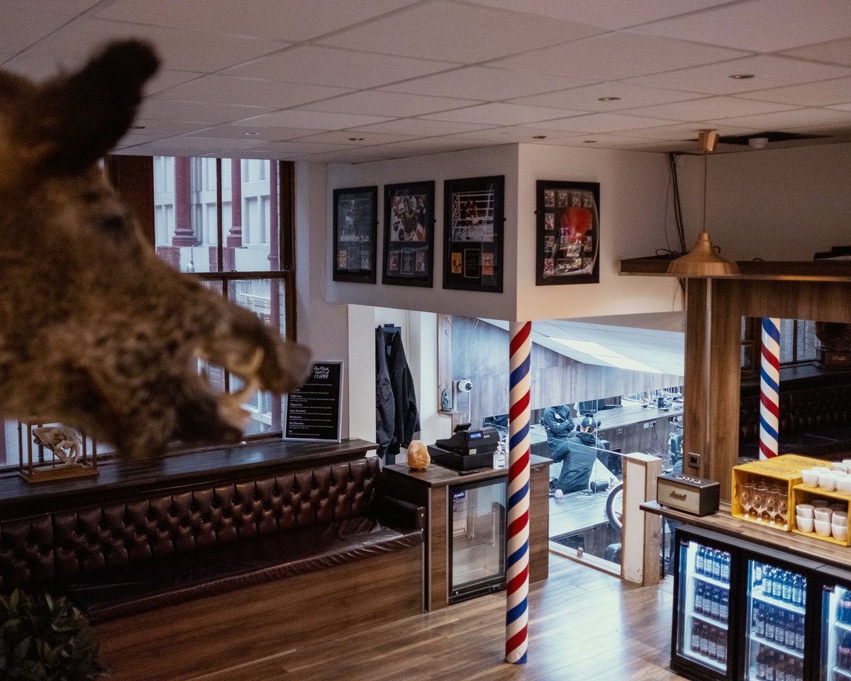liverpoolbarber's tweet photo. We are back Open Wednesday 5th 🙌🏻
Hope too see you all soon 💈

#barbersliverpool #liverpool #barbers  #barbershop #Liverpool #lfc #efc #liverpoolfc #EvertonFC #Everton https://t.co/ekQMQp7m0M