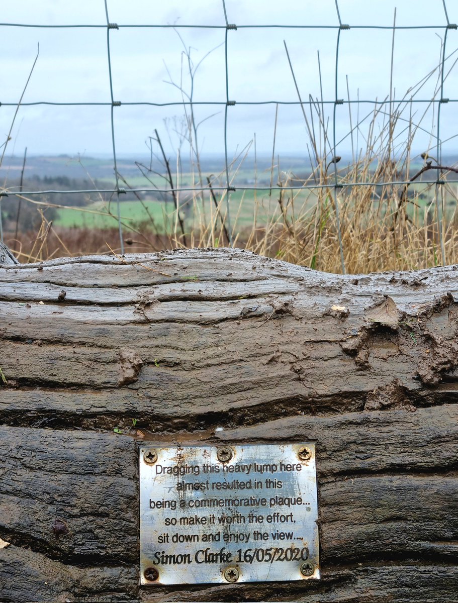 Gilo____'s tweet photo. What an amazing walk around #FarleyMount to end Lady B's Xmas holiday. Great views, very muddy boots. Knackered us both but Ronnie still didn't want to get in the car at the end! 🤦♂️🤷♂️ 💪
My punishment was to cook the Roast Lamb for dinner.
#whichwasnice https://t.co/8Sr7wiWXNZ