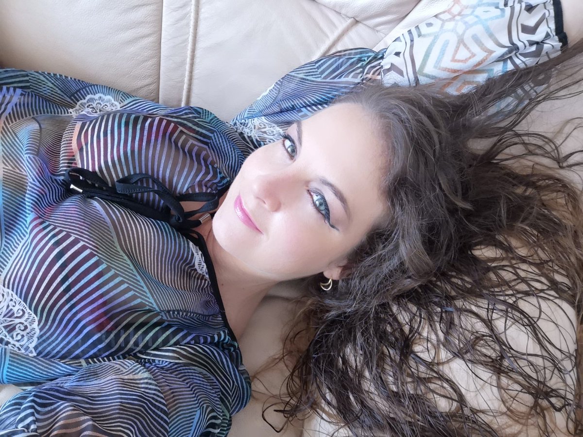 oksana_glamour's tweet image. Bonne soirée 😊😘❤️