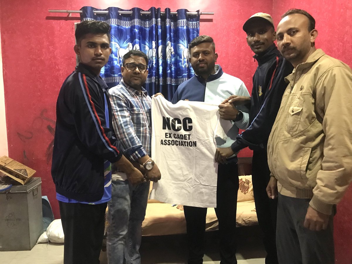 milind_kapade's tweet photo. On 1 st January 2022 we from  @ncc_ex  CADET ASSOCIATION had visited to #niphad #taluka #district nashik for the appointment of Shri Satyajit Dabhade  @ncc_ex Cadet From 7 maharashtra Battallion.
We wish all the best for his future #nccexcadetassociationnashik https://t.co/ms03lnXzKr
