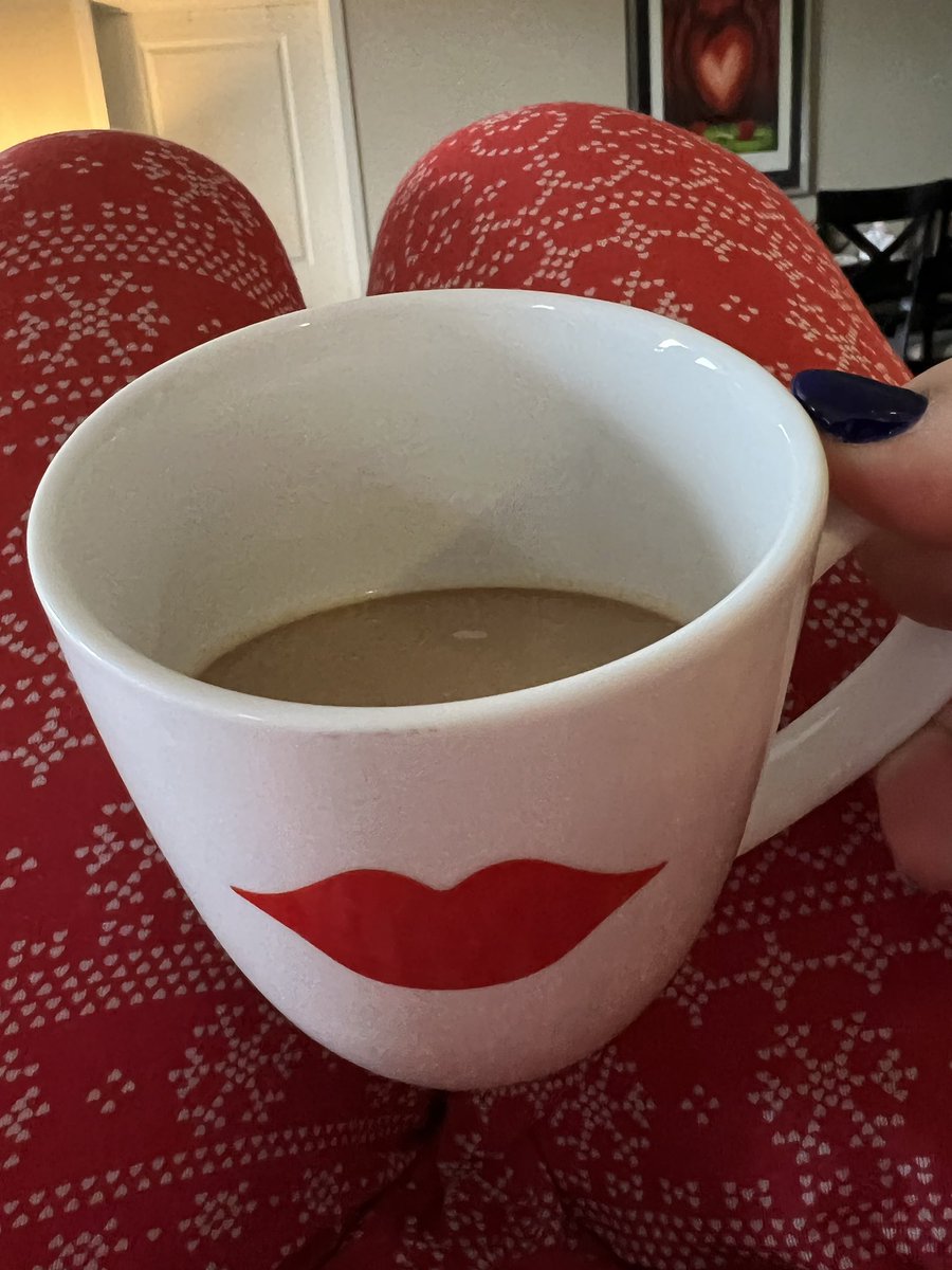 Enjoying one more cup of #philz at home before Christmas break ends. I’m back to hustling tomorrow! ☕️