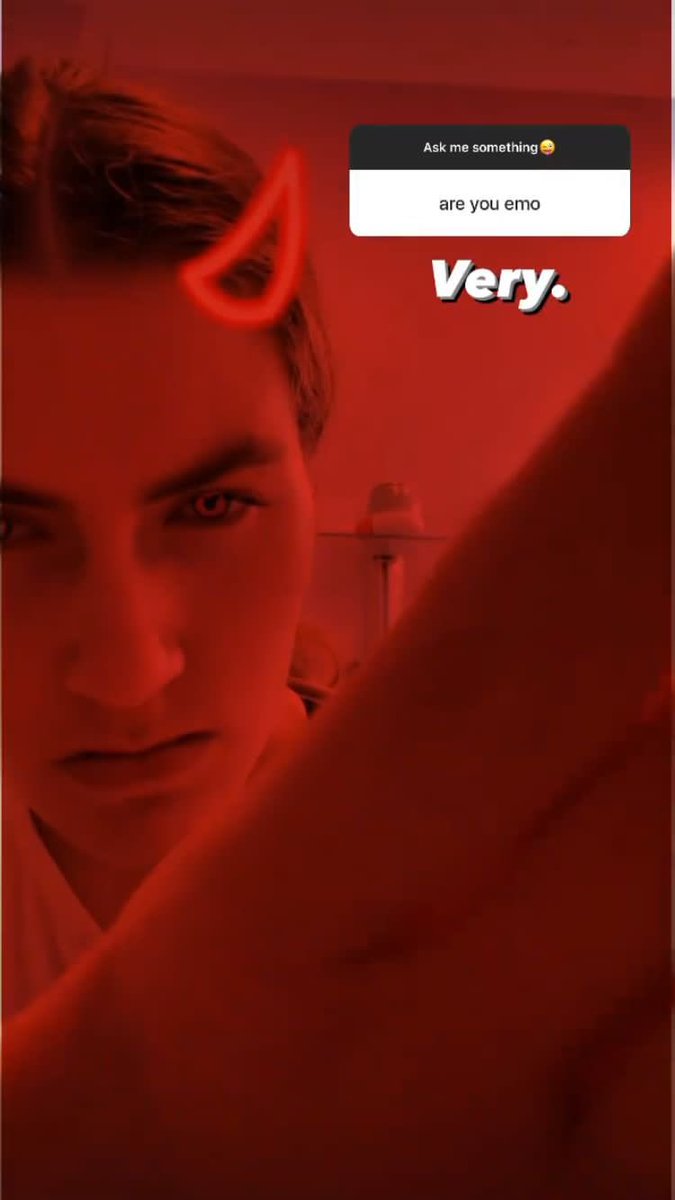 screamgrxnt's tweet photo. @the_jrm https://t.co/w0pJPBSx5g