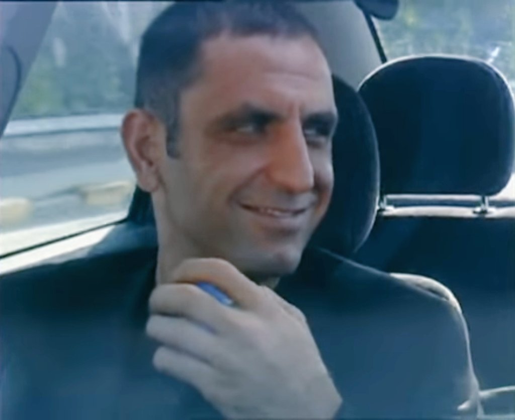 tramakz's tweet photo. - Махаббат? 
+ Жоқ, қаламаппын, махаббат мені өлдірер... 

🎥 Көкжалдар Мекені (2003-2005) https://t.co/sscvepxki4