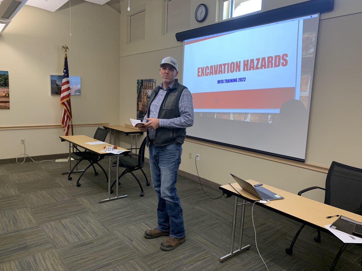 thinkMITA's tweet photo. MITA's Director of Safety & Compliance Greg Brooks kicked off 2022 with the first of three OSHA 30 safety classes today. Want to sign up for a course? Email gregbrooks@thinkmita.org. #mitatraining #mitasafetyclasses #WorkZoneSafety #FixMIState #michiganconstruction https://t.co/nJzOyjz4LP