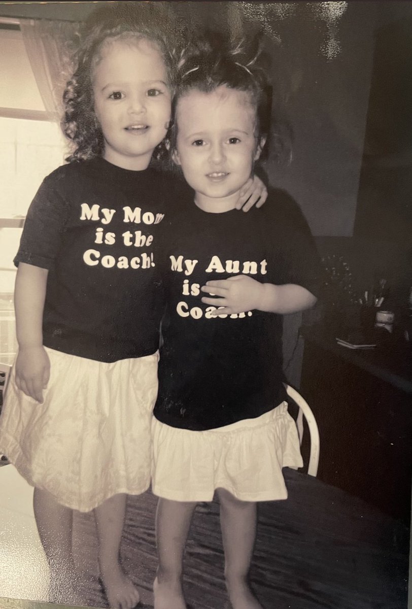 Laura Ferris tweet media