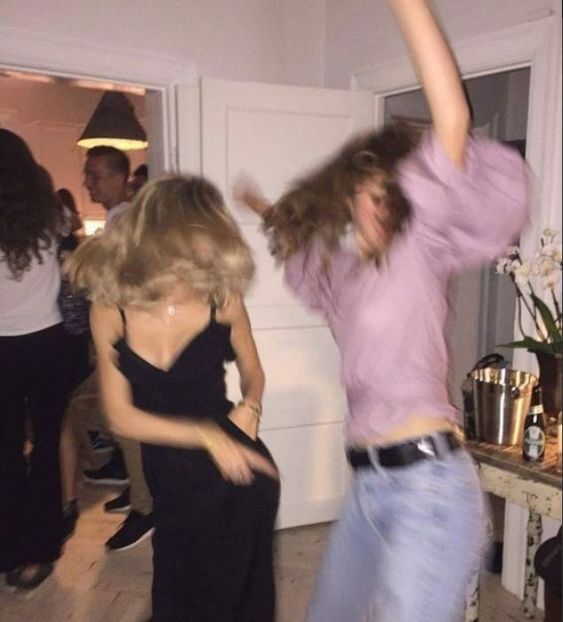 tango_suicida's tweet photo. si no vas a venir... avísame pronto que yo quiero bailar https://t.co/5UeTAc2aGx