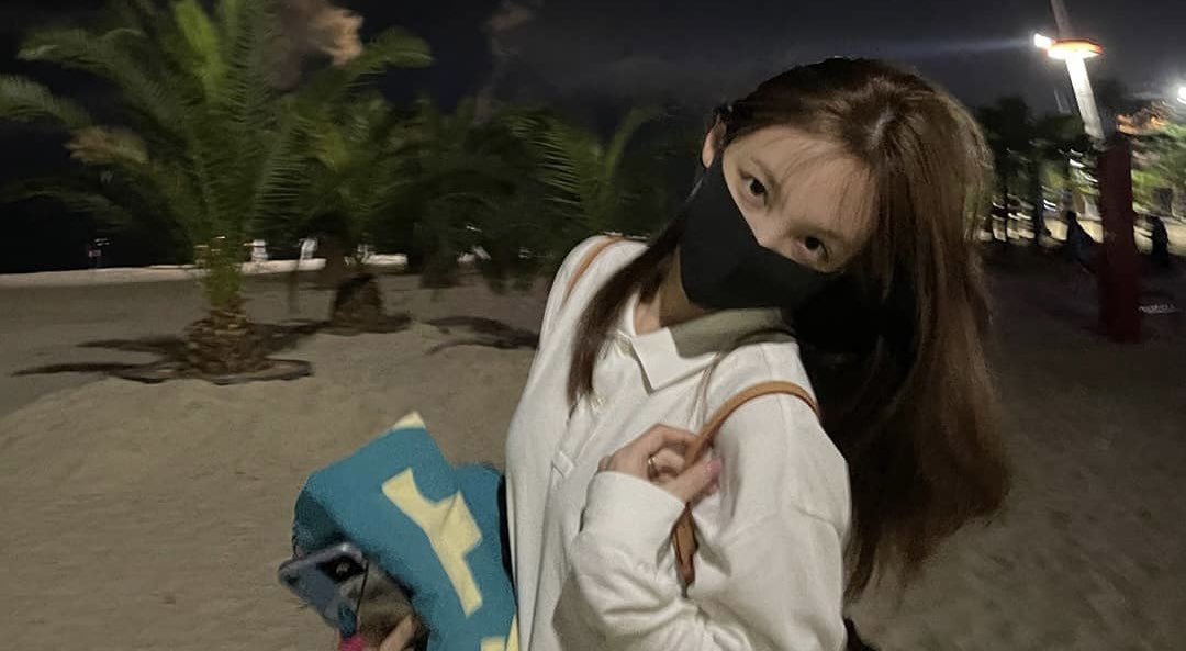 nynfile's tweet photo. late night dates with nayeon https://t.co/564QSUKQZX