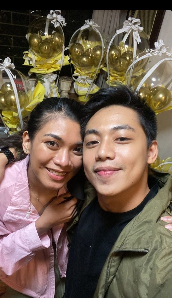 newneyXramos's tweet photo. Good morning guys ! 

Natutuwa lang ako tignan to 🥰, May ayuda lahat ng Ship haha Tapo Ang Gwapo ng Dadi Ben. #BenLy #ShaiBen #SamBen #KarBen https://t.co/Cn6PTV0IYl