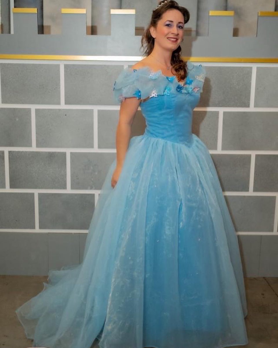 jackiefisher365's tweet image. Good times @millenniumfandombar #nye2021🥂 #disneytheme