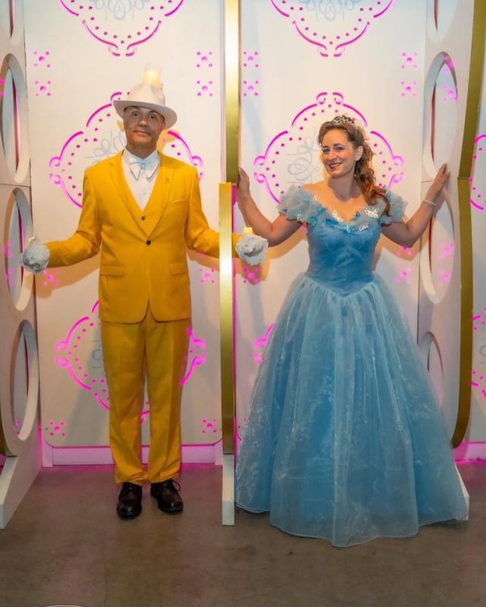 jackiefisher365's tweet image. Good times @millenniumfandombar #nye2021🥂 #disneytheme