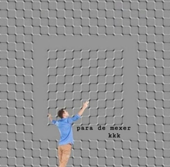 Temas de festas relativamente estranhos🎂 tweet media