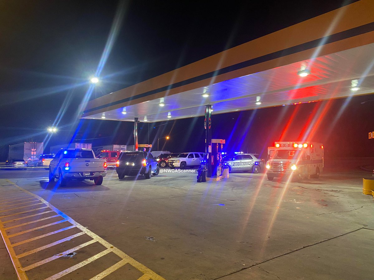 NWGAScanner's tweet photo. #BREAKING: The @DadeGASheriff is on scene of a shooting at 650 Highway 299 at the One 9 Pilot Travel Center at the Wildwood exit off I-24. #DadeScanner https://t.co/S0t2nBP6jb