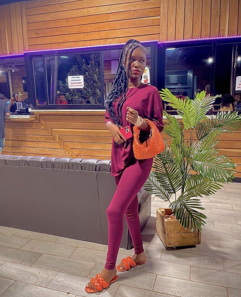 Fact__Magazine's tweet image. Entrepreneur, blogger and make up artist @irena_freeman8 is starting the 2022 as fresh as possible