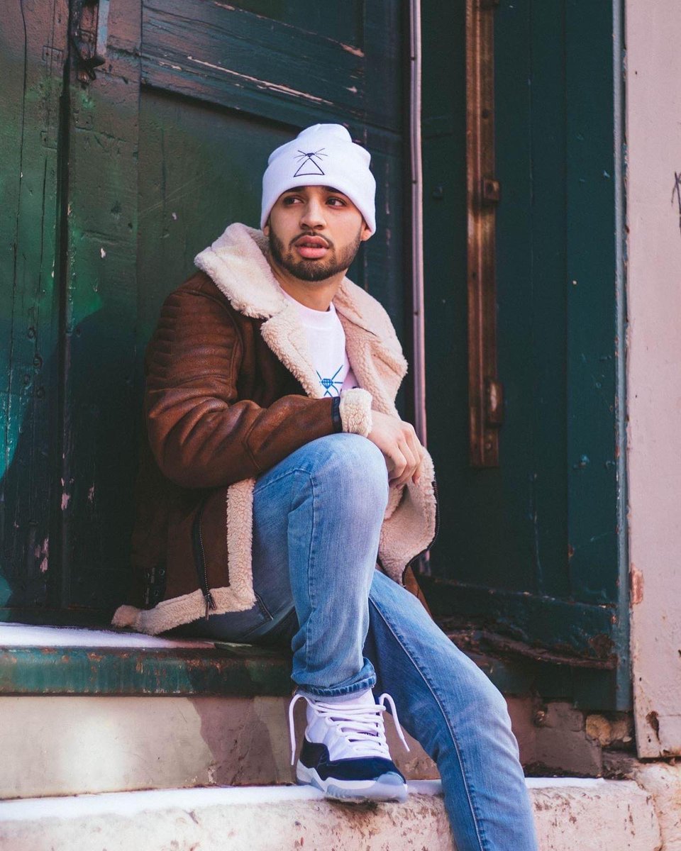 RØB B△$E [G€△K] tweet media