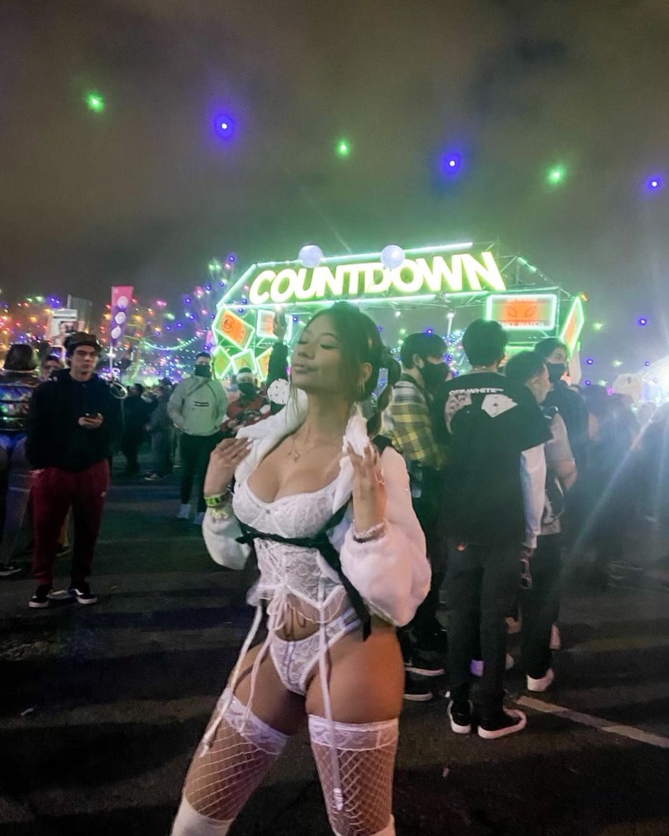 baby ina.🍒 (@shainaeris)  X