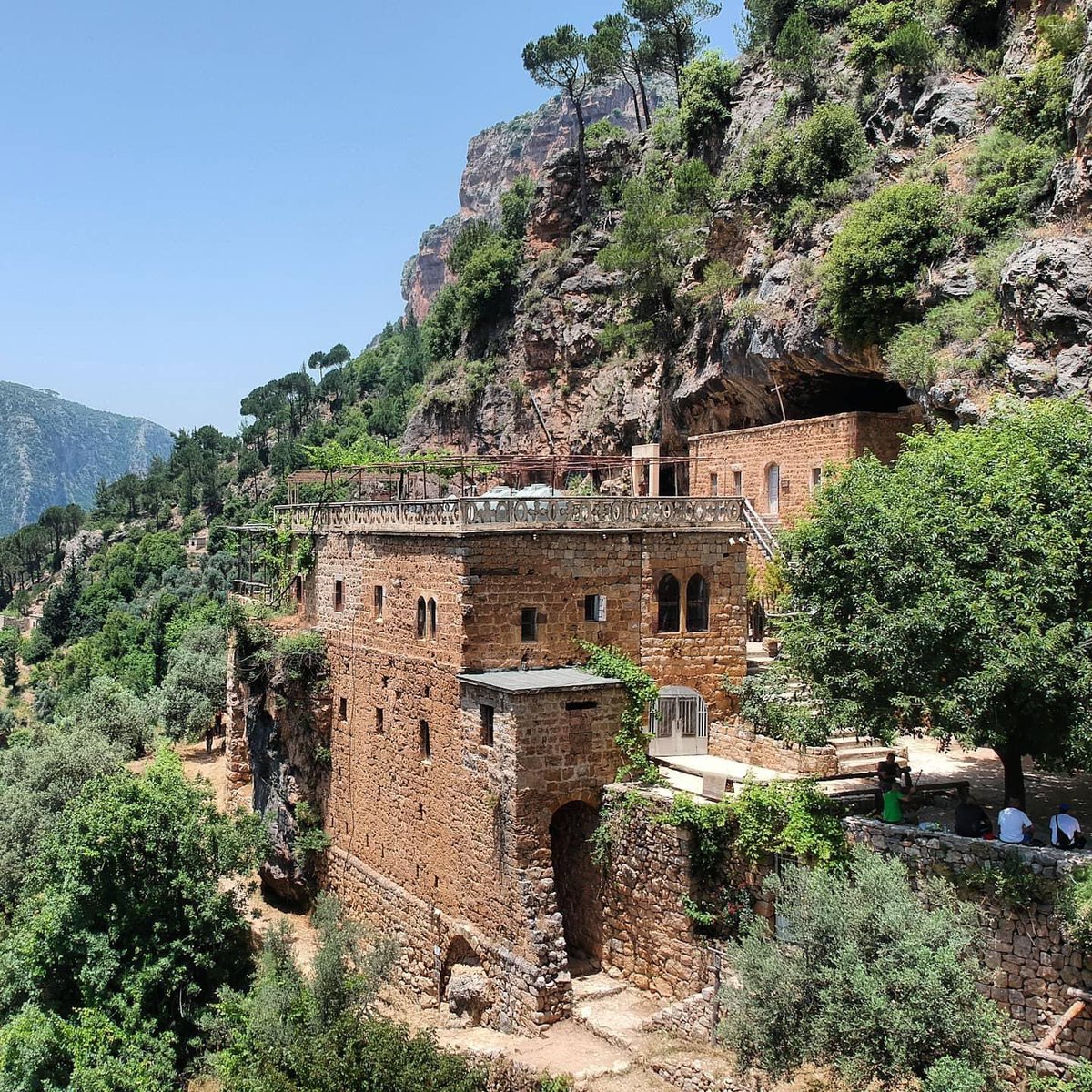roy_antoun's tweet photo. Discover the holy Qadisha Valley through @NoGarlicNoOnion lens on @mtvlebanon now.
#مشوار_بالوادي 
#a7labaladbel3alam https://t.co/gae3xDk6I4
