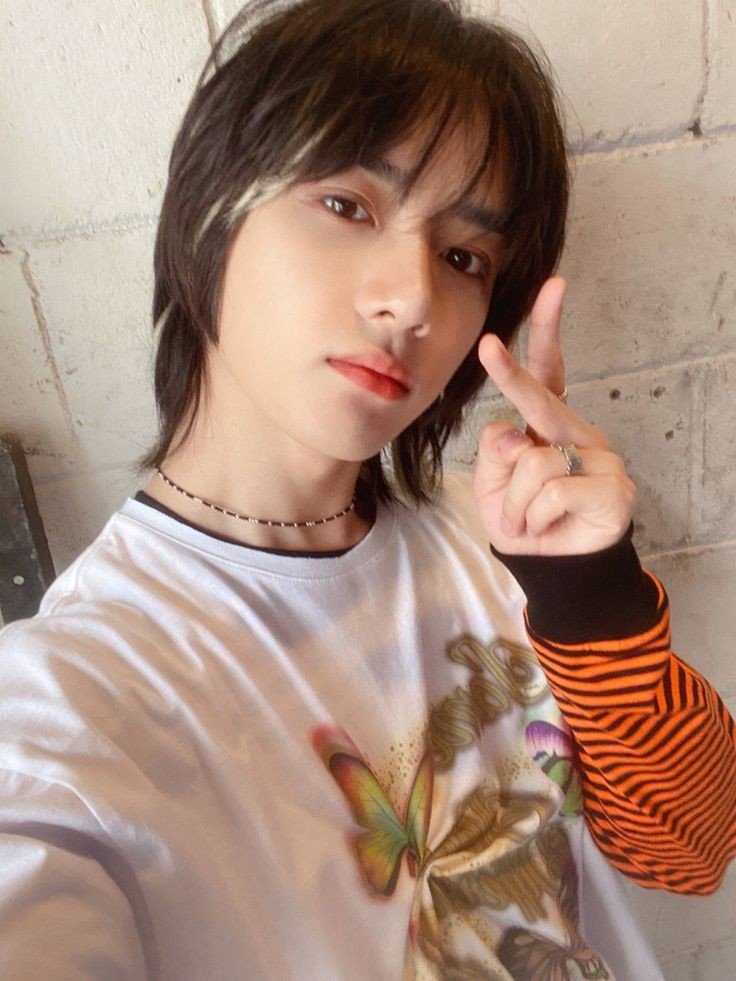 exobr_brand's tweet image. 4. ella o él