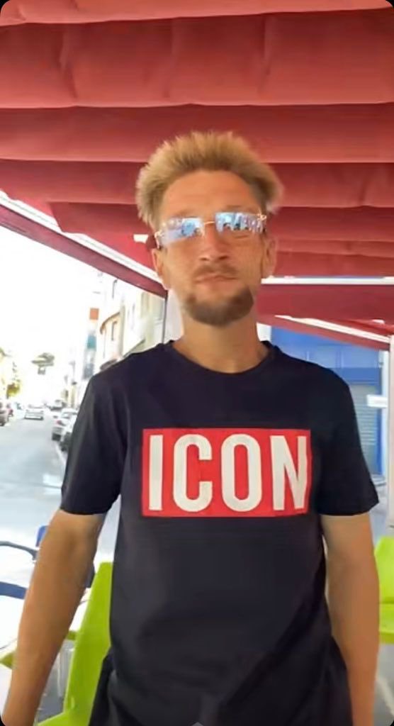 Nateooos's tweet photo. Putin j’suis parti 1 semaine j’suis pas allé à la salle j’ai perdu 3kg https://t.co/XYdxgHHDSI