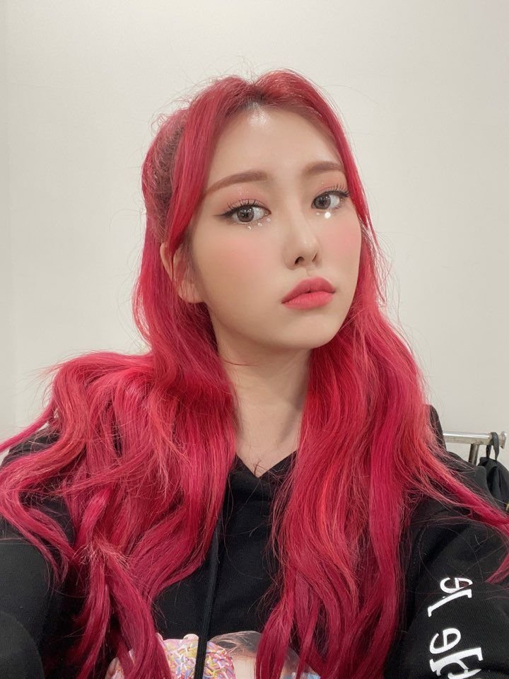 exobr_brand's tweet image. 10. ella o él