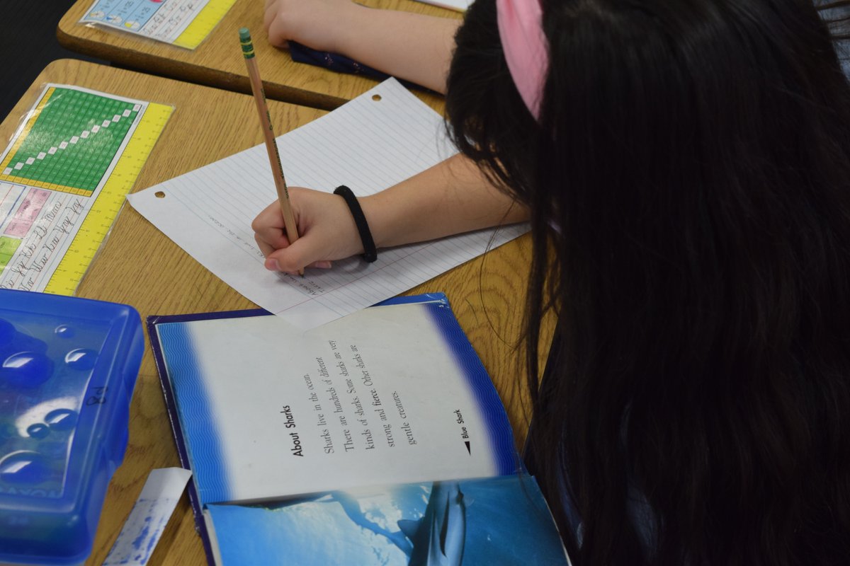 CartwrightSD's tweet photo. So great to see scholars in the classroom once again! We're looking forward to an amazing 2022 and great second half of the 2021-2022 school year! #oneteamunafamilia https://t.co/30imdBxki2